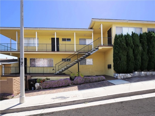 2302 S Gaffey St Unit 1, San Pedro, CA 90731 - view of property featuring stairs