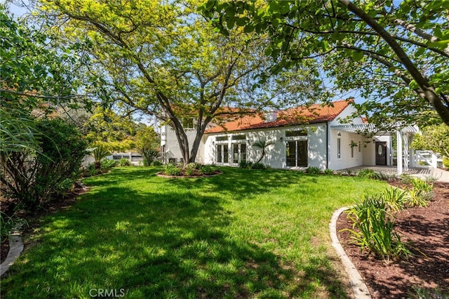44240 La Cruz Dr, Temecula, CA 92590 - view of green lawn featuring a patio