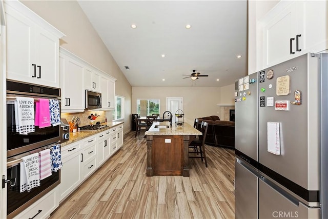 14027 Driftwood Dr, Victorville, CA 92395 - photo 12