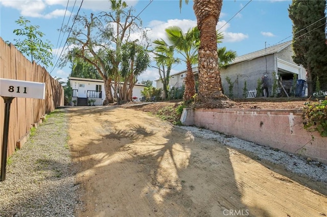 view of yard featuring fence