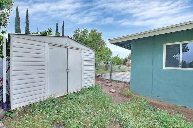 419 San Jacinto St, Redlands, CA 92373 - view of shed featuring fence