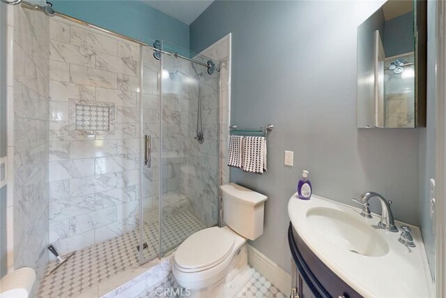 2483 Manhattan Bar Rd, Auburn, CA 95603 - full bathroom featuring a stall shower, toilet, and vanity