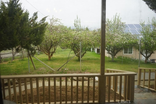 exterior space featuring a yard
