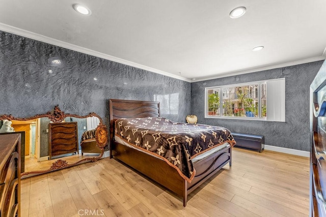1344 5th St Unit 7, Glendale, CA 91201 - bedroom featuring crown molding, hardwood / wood-style floors, recessed lighting, baseboards, and wallpapered walls