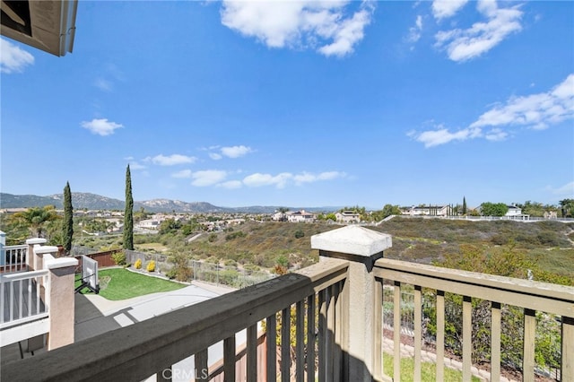 balcony featuring a mountain view