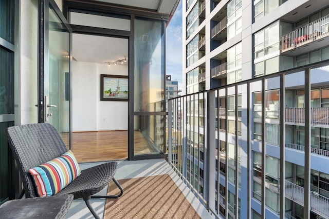 350 11th Ave Unit 928, San Diego, CA 92101 - balcony with a city view