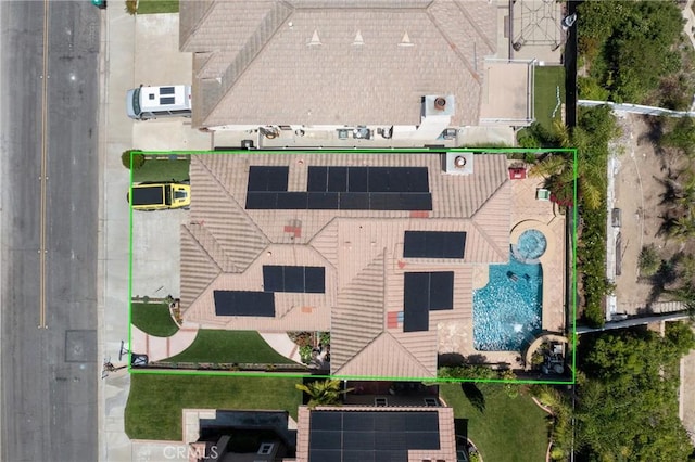 5530 Van Gogh Way, Yorba Linda, CA 92887 - aerial view of property and surrounding area with property boundaries highlighted and a pool area