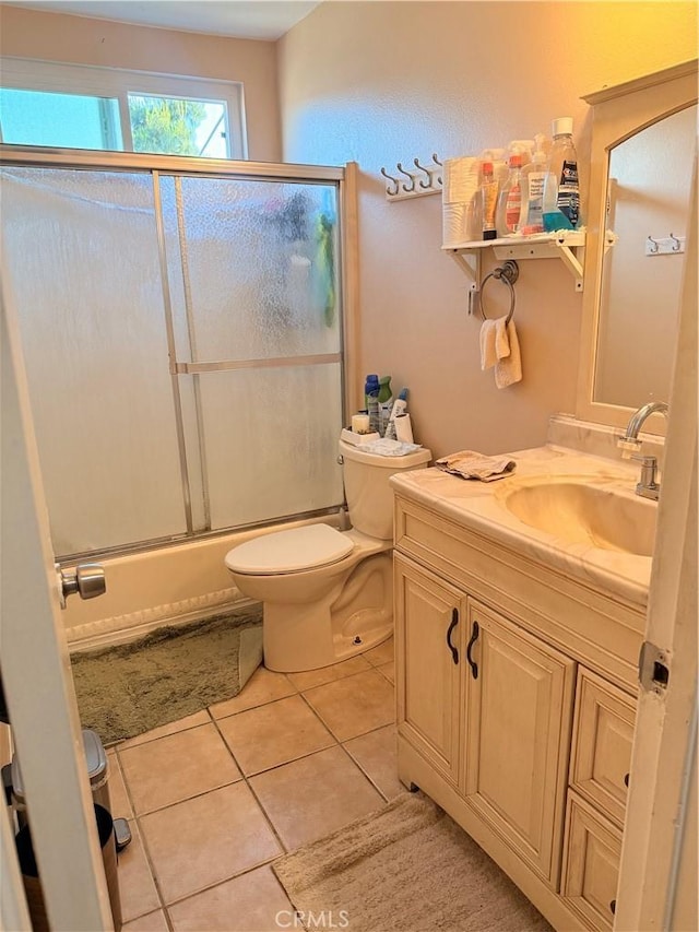 4700 Clair Del Ave Unit 620, Long Beach, CA 90807 - full bath featuring vanity, tile patterned floors, and enclosed tub / shower combo