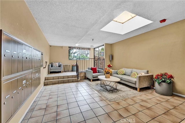 common area featuring a textured ceiling