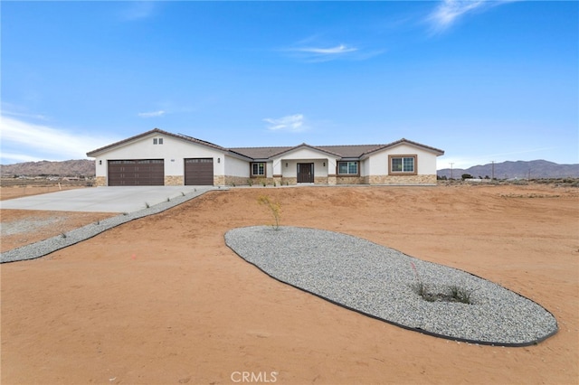 16925 Nanticoke Rd, Apple Valley, CA 92307 - photo 2