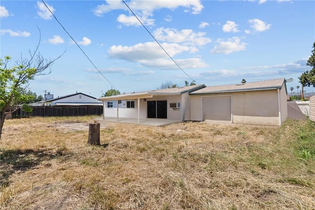 1572 Fremont Ave, Simi Valley, CA 93065 - back of property with a patio, fence, and stucco siding