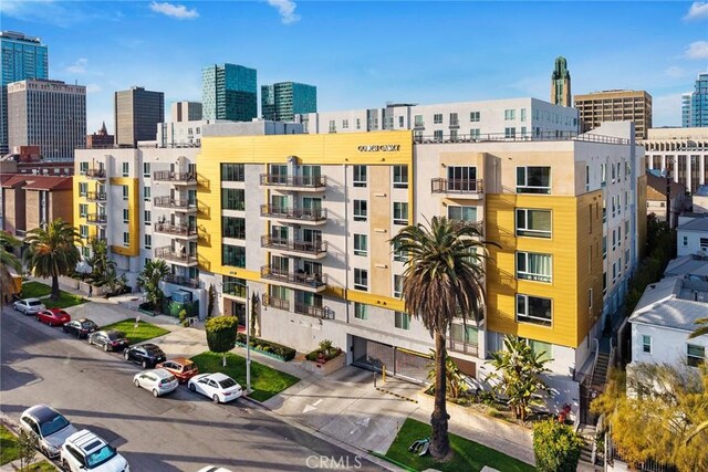 2939 Leeward Ave Unit 318, Los Angeles, CA 90005 - photo 3