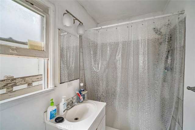 227 Avenida Santa Barbara, San Clemente, CA 92672 - bathroom featuring vanity and a shower with shower curtain