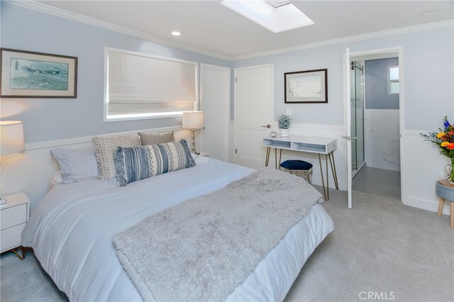 1624 Malden St, San Diego, CA 92109 - bedroom featuring a skylight, crown molding, light carpet, and wainscoting