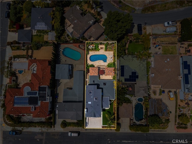 1624 Malden St, San Diego, CA 92109 - aerial view of property's location featuring a pool and property boundaries highlighted