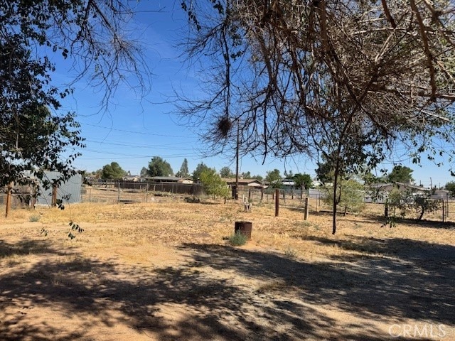 14122 Pawnee Rd, Apple Valley, CA 92307 - view of yard with a view of countryside