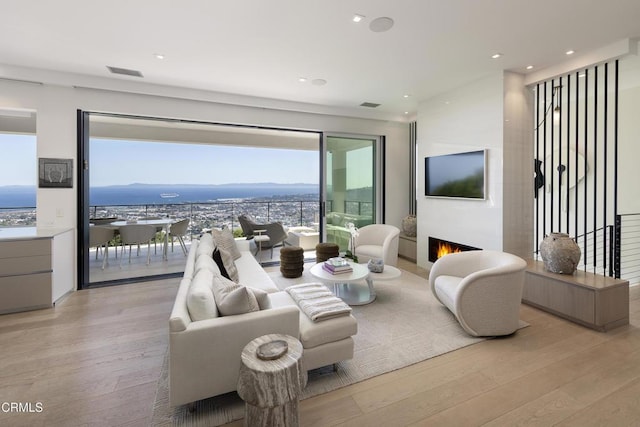 945 Arbolado Rd, Santa Barbara, CA 93103 - photo 2