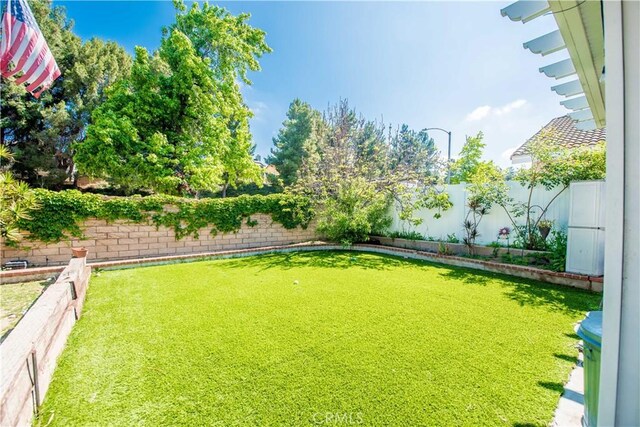 3251 Mountainside Dr, Corona, CA 92882 - view of fenced backyard