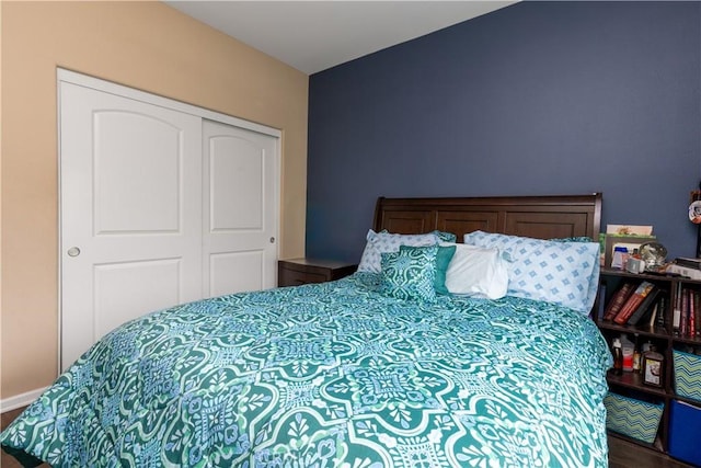 36696 Pavic Ct, Lake Elsinore, CA 92532 - bedroom featuring a closet and wood finished floors