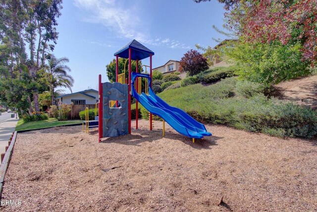 397 Hupa St, Ventura, CA 93001 - photo 24