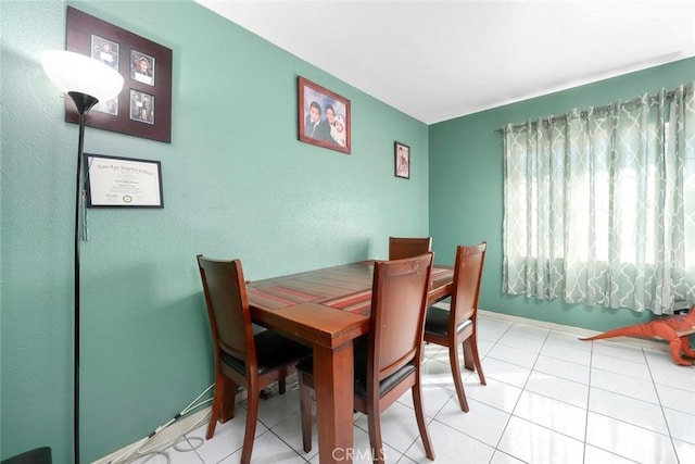 423 Landsford St, Lancaster, CA 93535 - dining area featuring baseboards and light tile patterned floors
