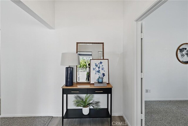624 Rensselaer Ct, Merced, CA 95348 - hallway with baseboards