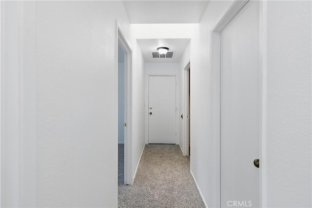 624 Rensselaer Ct, Merced, CA 95348 - hall featuring carpet flooring, baseboards, and visible vents