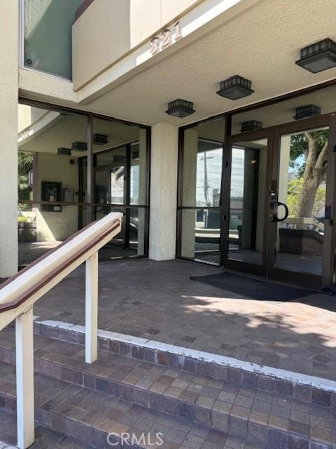 321 S San Vicente Blvd S Unit 402, Los Angeles, CA 90048 - exterior space featuring french doors