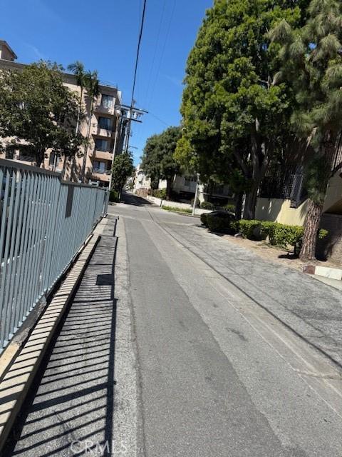 321 S San Vicente Blvd S Unit 402, Los Angeles, CA 90048 - view of road