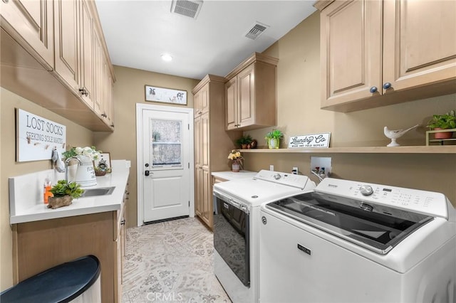 1405 Rock Ridge Dr, Lake Arrowhead, CA 92352 - washroom with recessed lighting, washing machine and dryer, visible vents, and cabinet space
