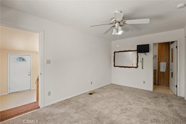 568 4th St, Willows, CA 95988 - carpeted empty room with ceiling fan and a smoke detector