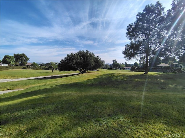 26373 Oak Highland Dr Unit E, Newhall, CA 91321 - view of community featuring a lawn and view of golf course