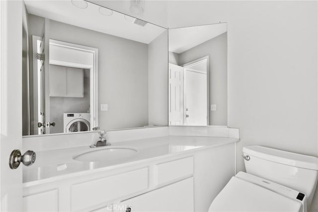 1092 Amberton Ln, Newbury Park, CA 91320 - half bath with washer / clothes dryer, toilet, and vanity