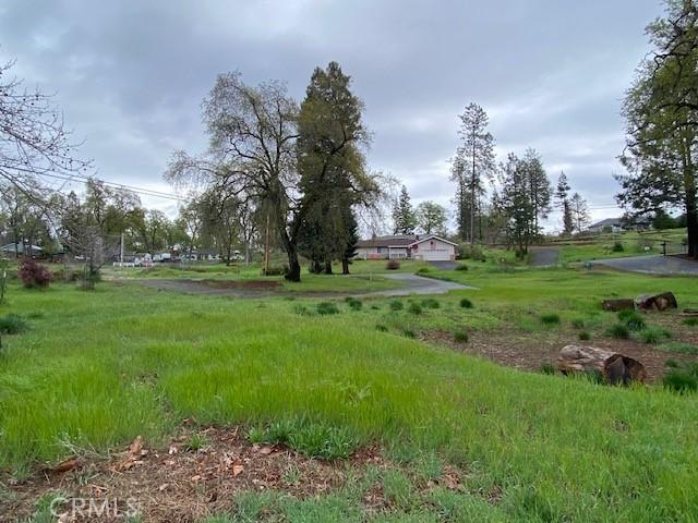 5957 Crestmoor Dr, Paradise, CA 95969