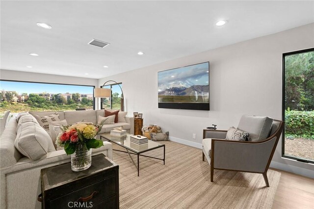 655 Vista Bonita, Newport Beach, CA 92660 - photo 10