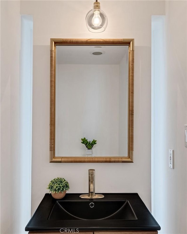 1429 Manhattan Ave, Hermosa Beach, CA 90254 - bathroom with a sink