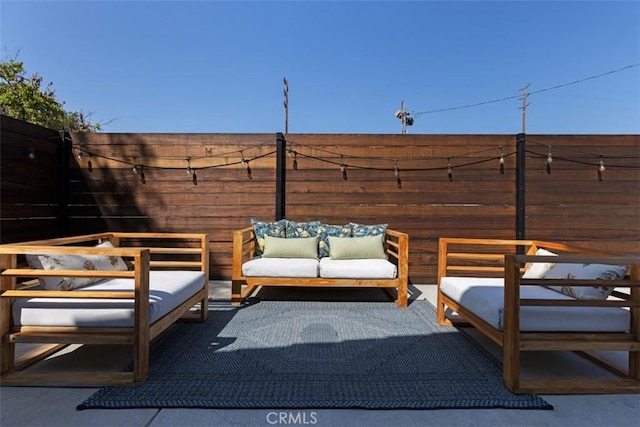 312 W Lutge Ave, Burbank, CA 91506 - view of patio / terrace featuring fence and outdoor lounge area