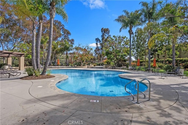 94 Paseo Vis, San Clemente, CA 92673 - community pool with a patio