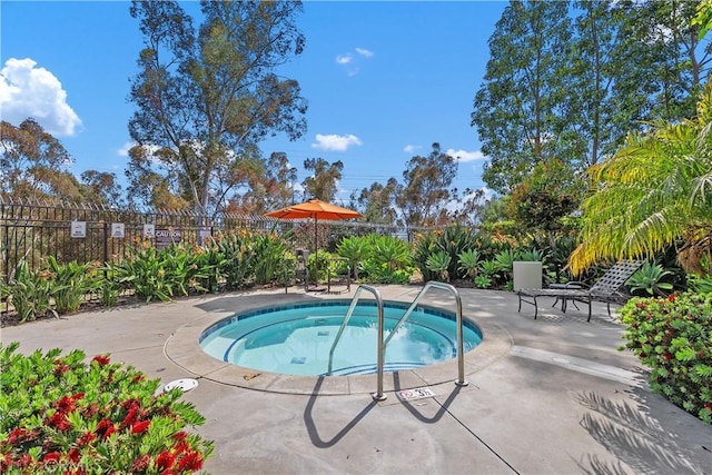94 Paseo Vis, San Clemente, CA 92673 - view of swimming pool with fence and a community hot tub