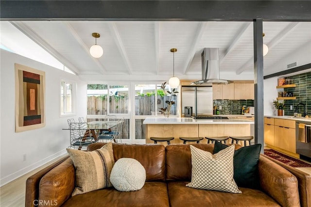 3130 Kallin Ave, Long Beach, CA 90808 - sunroom / solarium with a sink
