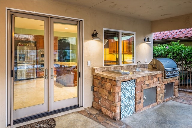 30247 Yellow Feather Dr, Canyon Lake, CA 92587 - view of patio with a sink, area for grilling, and grilling area