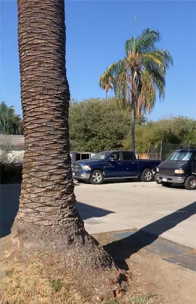 1525 N Arrowhead Ave, San Bernardino, CA 92405 - view of parking / parking lot
