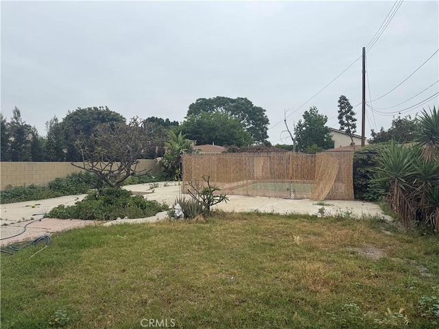 3754 Grace Ave, Baldwin Park, CA 91706 - view of yard with a fenced backyard