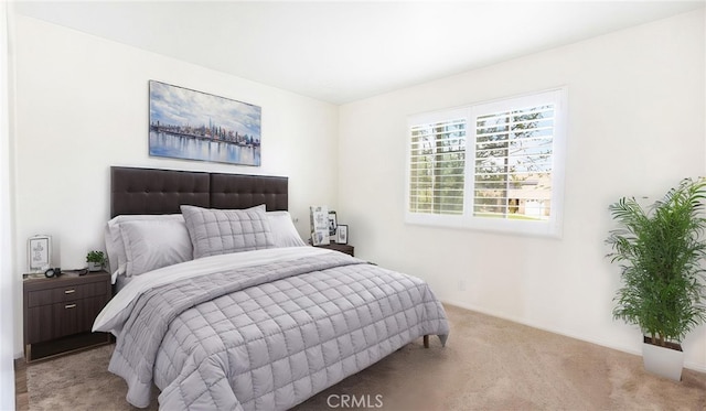 13912 Riverside Dr, Apple Valley, CA 92307 - carpeted bedroom with baseboards