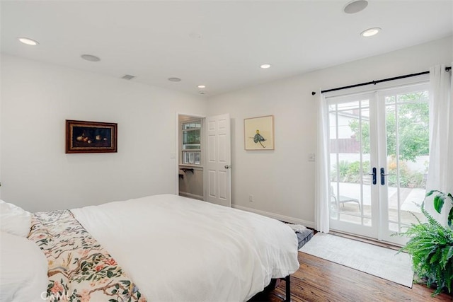 516 S Sparks St S, Burbank, CA 91506 - bedroom with baseboards, wood finished floors, recessed lighting, and access to exterior