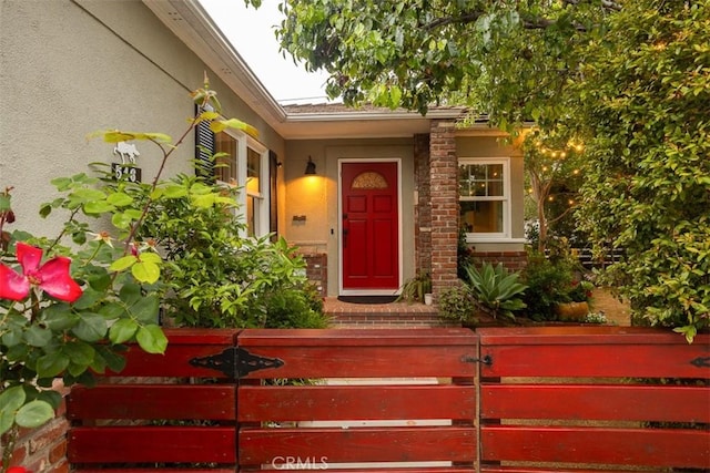 516 S Sparks St S, Burbank, CA 91506 - property entrance featuring stucco siding and fence