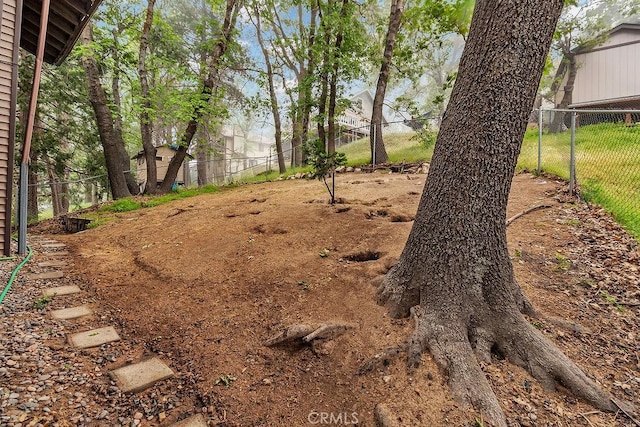 583 Arbula Dr, Crestline, CA 92325 - view of yard with fence