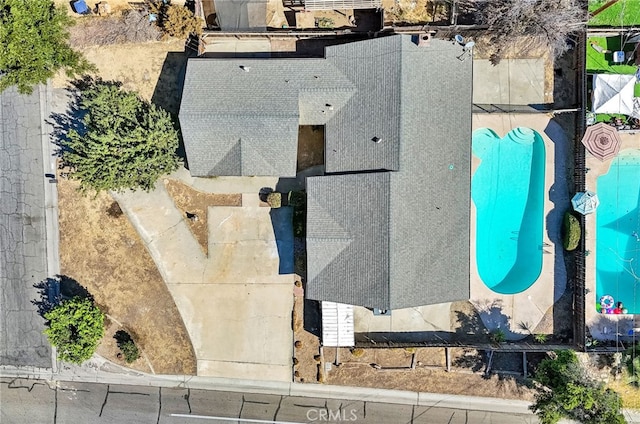 2738 S Fairway Ct, Visalia, CA 93277 - drone / aerial view