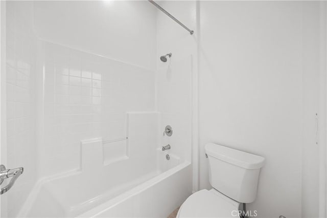 71 Nature, Irvine, CA 92620 - bathroom with toilet and shower / bathtub combination