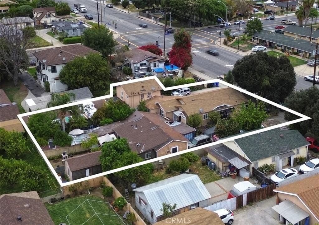 931 S Towne Ave, Pomona, CA 91766 - aerial view with a residential view